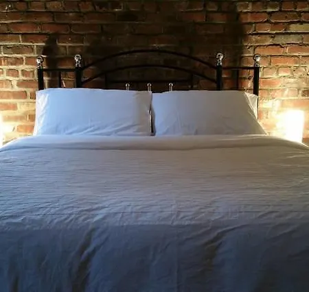 Gramercy Park Apartments